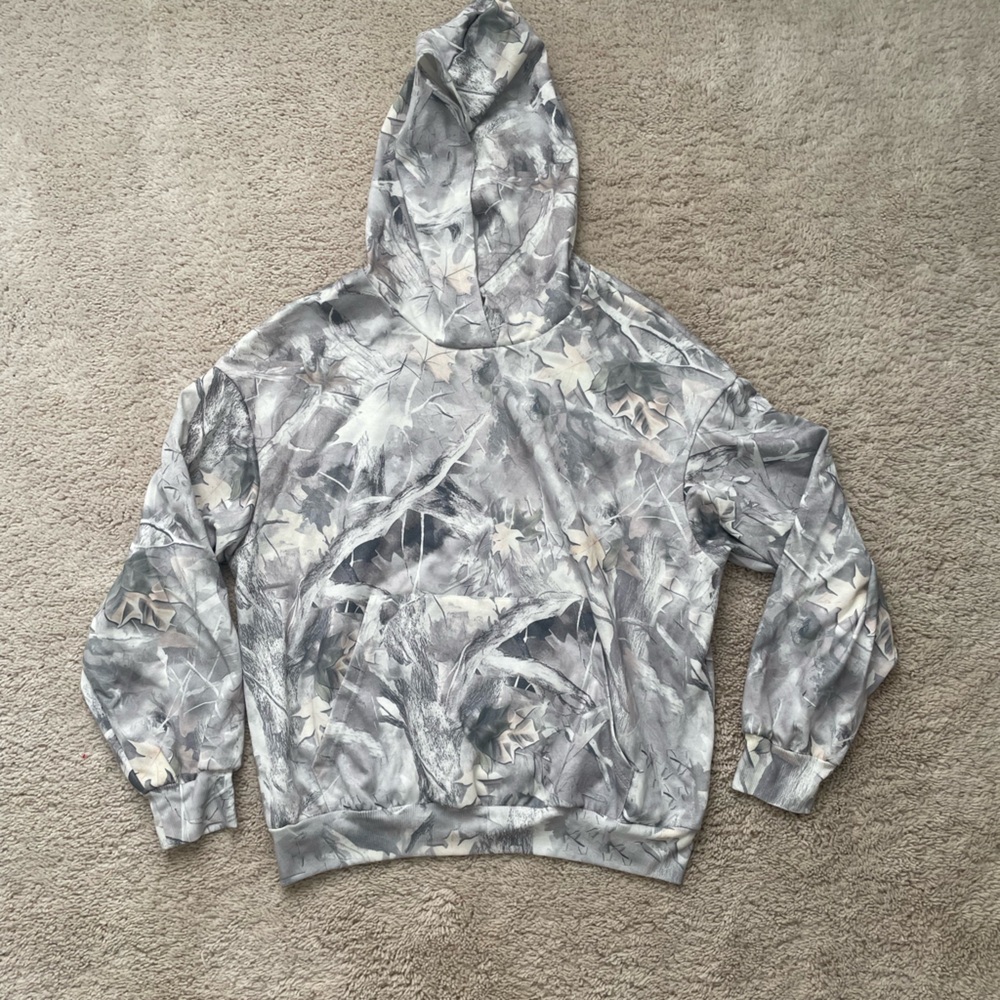 Camo Sweatshirt - Medium